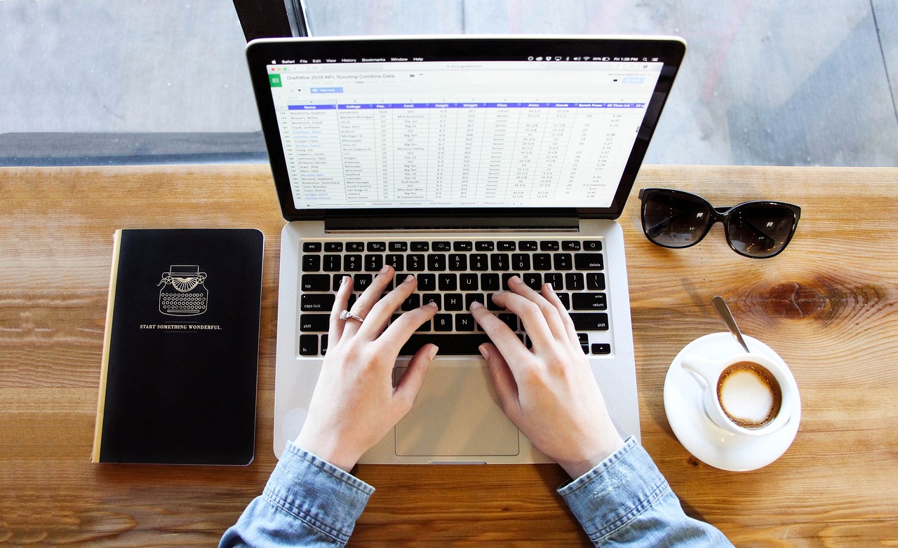 Digital Detox: Reclaiming Privacy in the Age of Information Overload